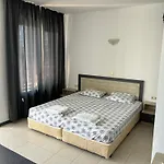 Beachside - 100 Meters From The Sea 公寓