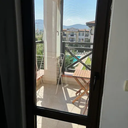 Beachside - 100 Meters From The Sea דירה *